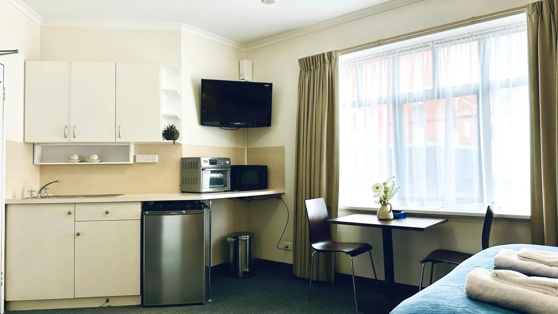 Charming Studio In Adelaide-Free Wifi Australia